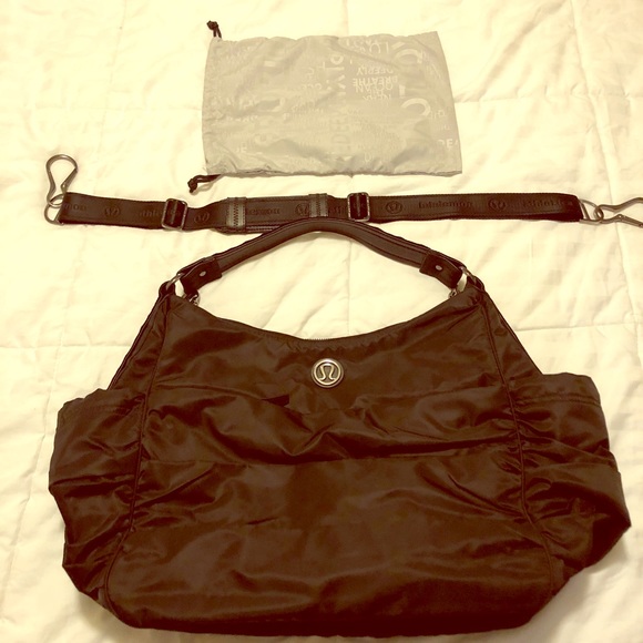 lululemon athletica Handbags - Lululemon gym or travel bag